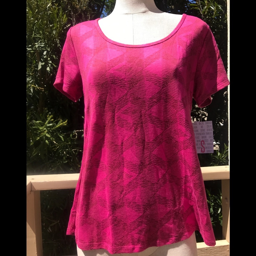 Lularoe Classic T size Small Jacquard new